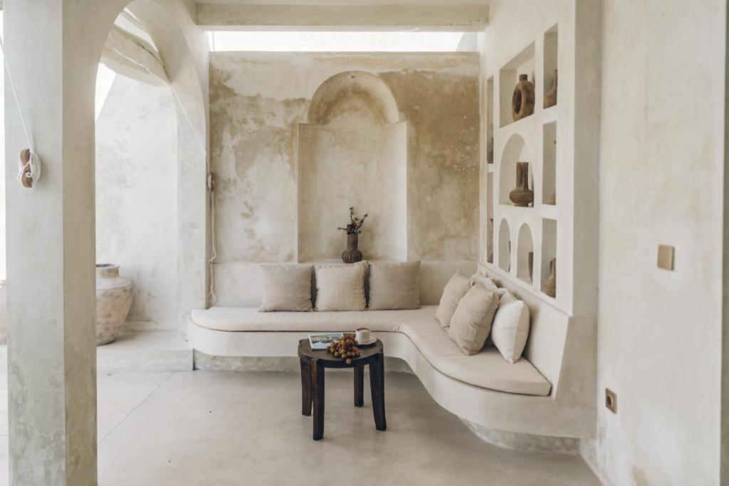 Вилла Casa Nara Bali Munggu Экстерьер фото